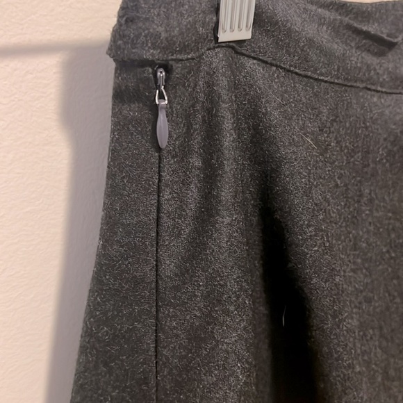 Billy Reid Gray Hem Tucked Skirt, Size 2 - Picture 3 of 6